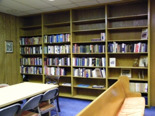 Chapel-Library-02